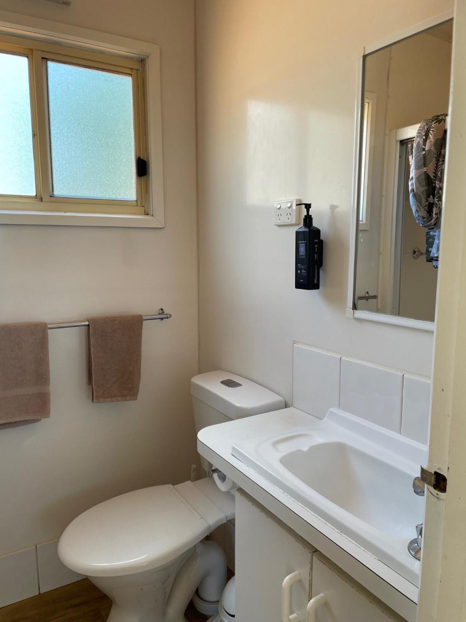 Cobar Caravan Park Ngoại thất bức ảnh
